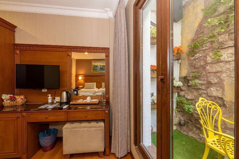 Royan Suites Istanboel Buitenkant foto