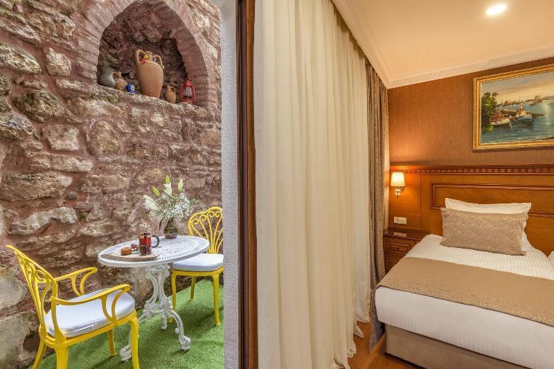 Royan Suites Istanboel Buitenkant foto