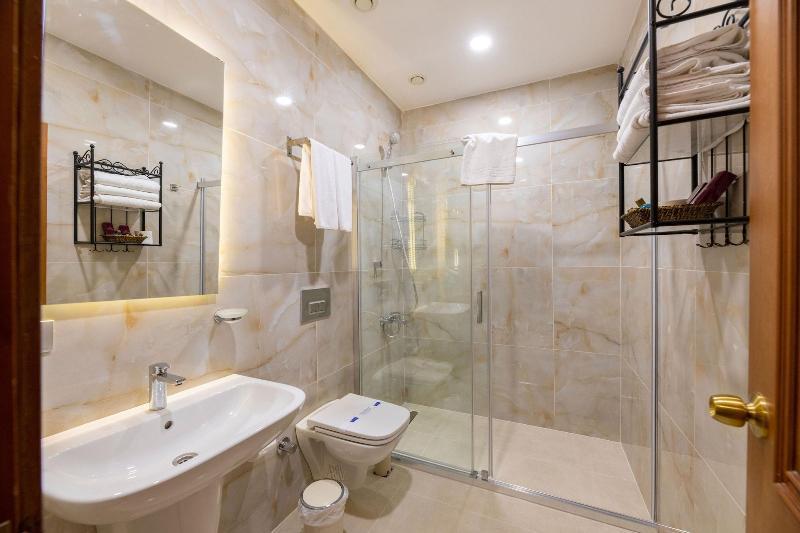 Royan Suites Istanboel Buitenkant foto